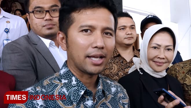 Dorong Realisasi Jatim Cerdas, Emil Dardak Ajak Semua Elemen Menuju Jatim Cetar