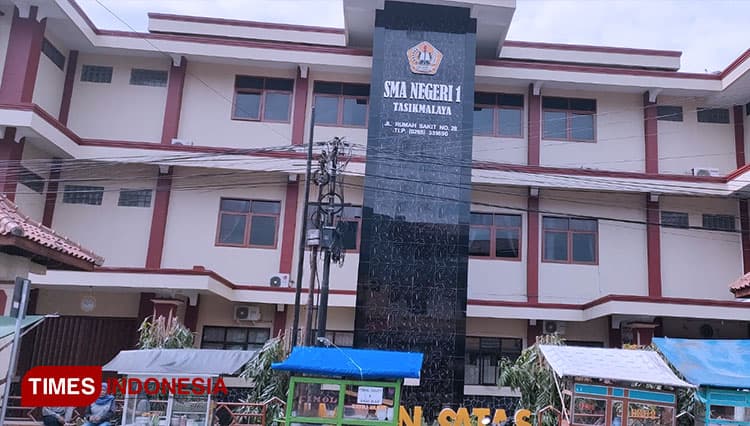 Satu Siswi Terpapar Omicron, SMA 1 Kota Tasikmalaya Berlakukan PJJ Kembali